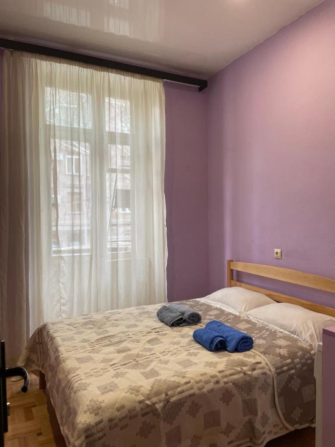 Cozy Apartment On Republic Square Ereván Exterior foto