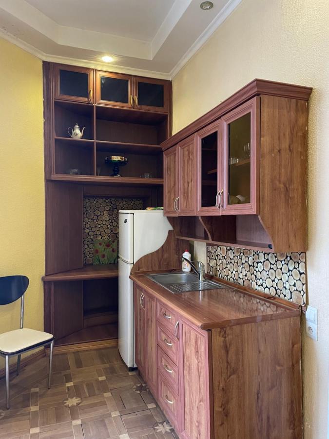 Cozy Apartment On Republic Square Ereván Exterior foto